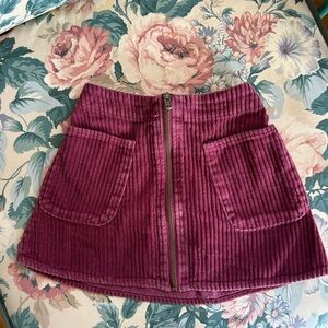 art class Corduroy Front-Zip Mini Skirt in Berry
